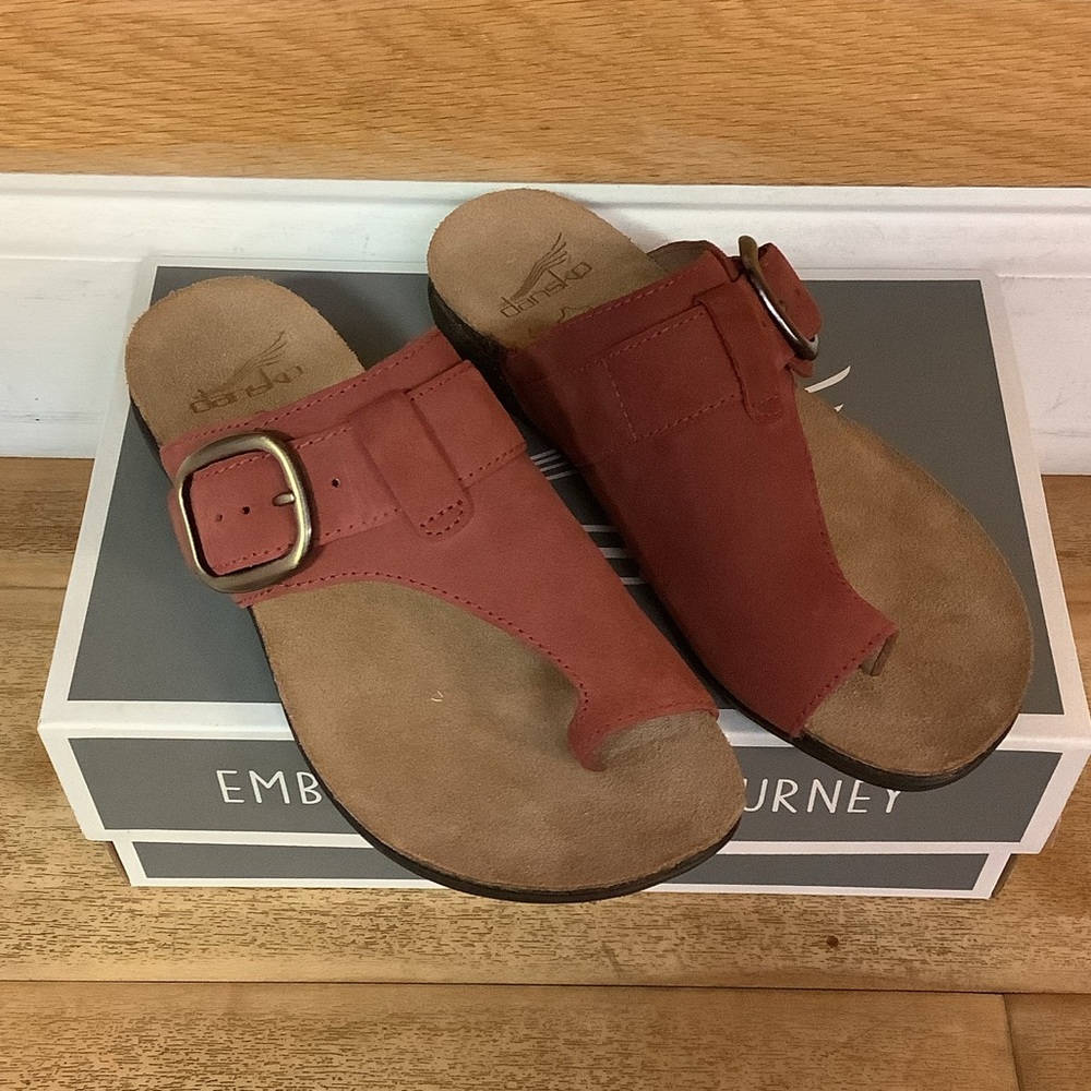 Rylee Suede Cayenne